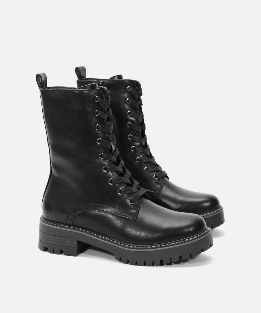 Botines planos militares image number null